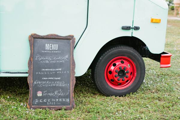 bohemian-food-truck-wedding