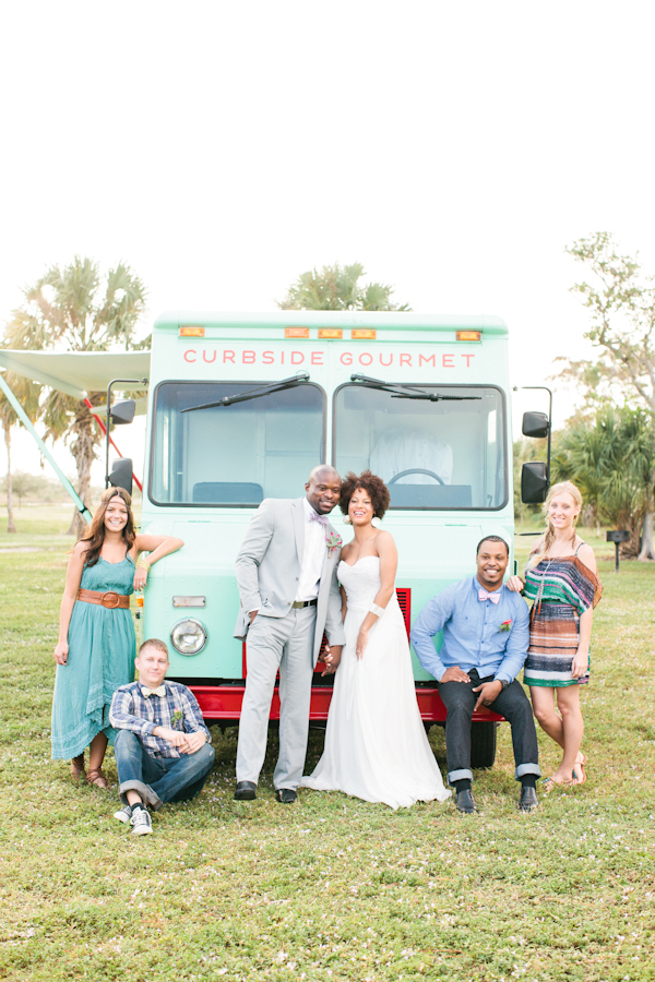 bohemian-food-truck-wedding