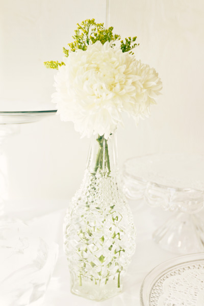 navy-blue-and-yellow-homemade-wedding