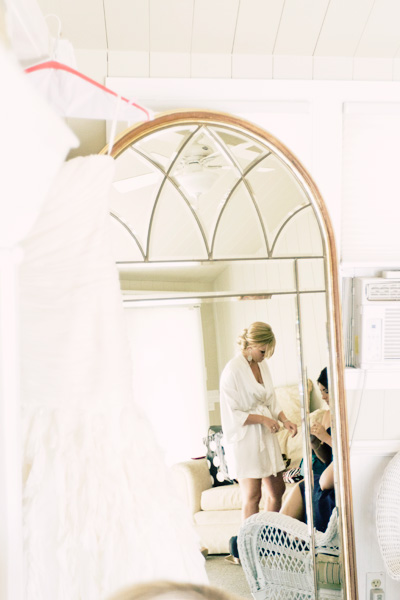 navy-blue-and-yellow-homemade-wedding