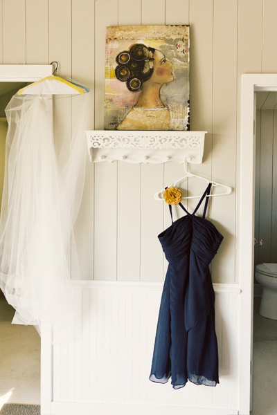 navy-blue-and-yellow-homemade-wedding