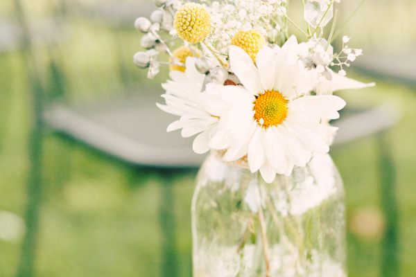 navy-blue-and-yellow-homemade-wedding