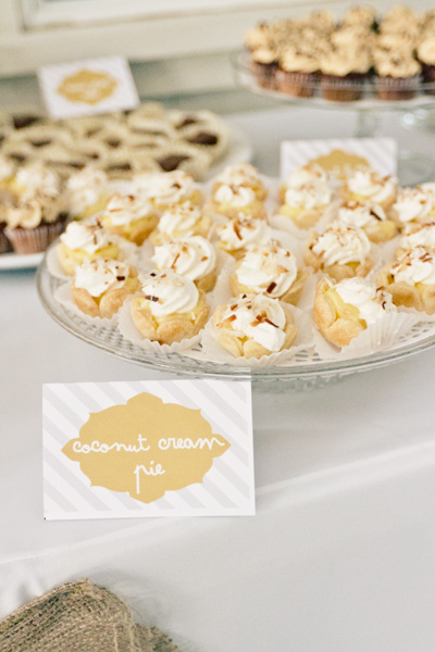 navy-blue-and-yellow-homemade-wedding
