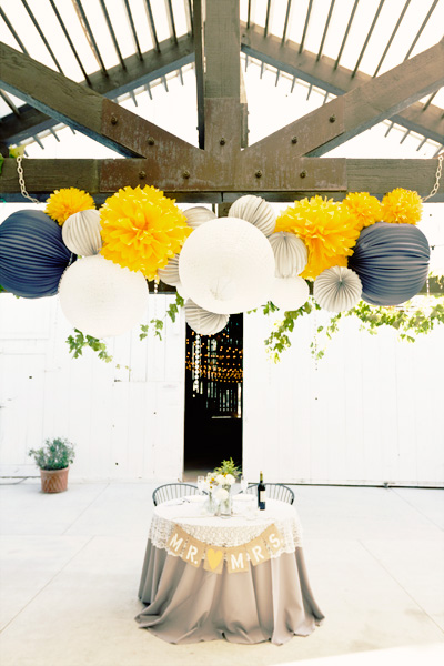 navy-blue-and-yellow-homemade-wedding