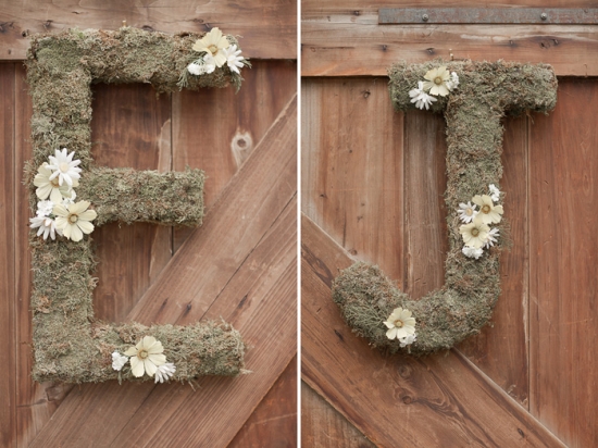 Moss letters E J with flowers on wood door