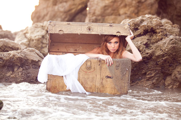 ocean-inspired-bridal-session