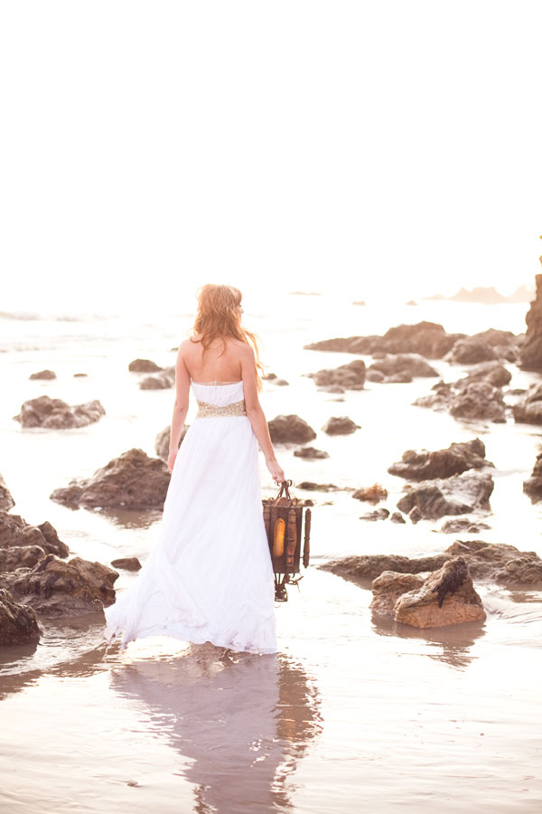 ocean-inspired-bridal-session