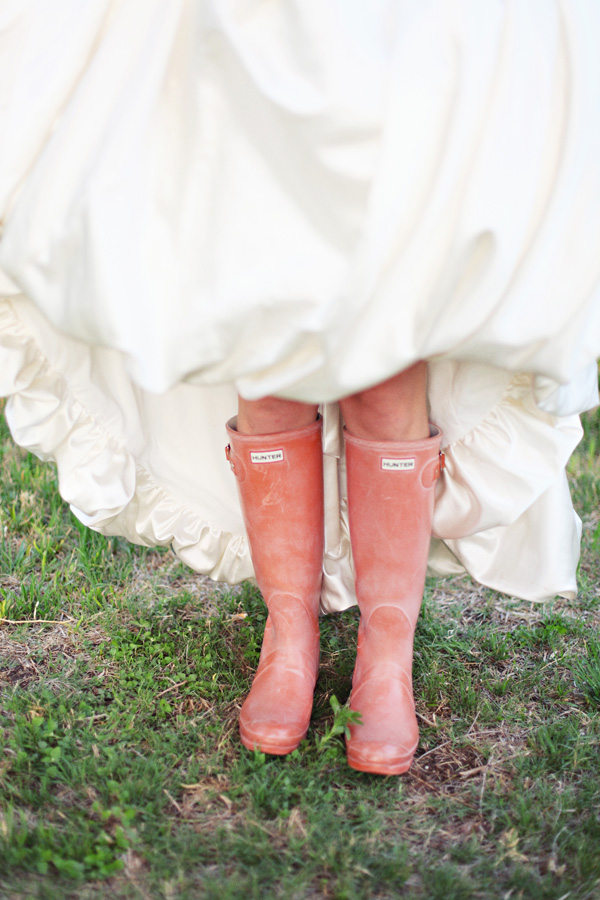 organic-garden-bridal-session