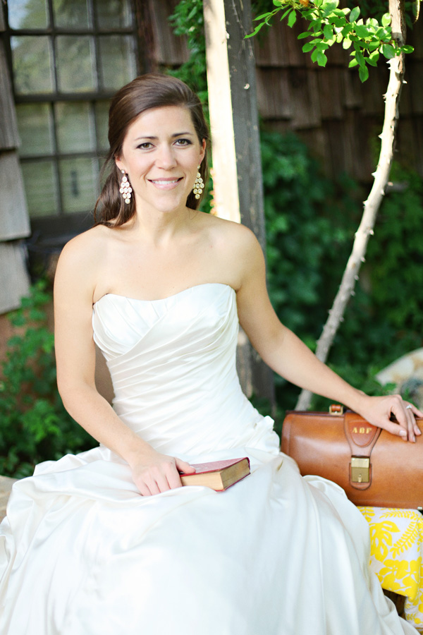 organic-garden-bridal-session