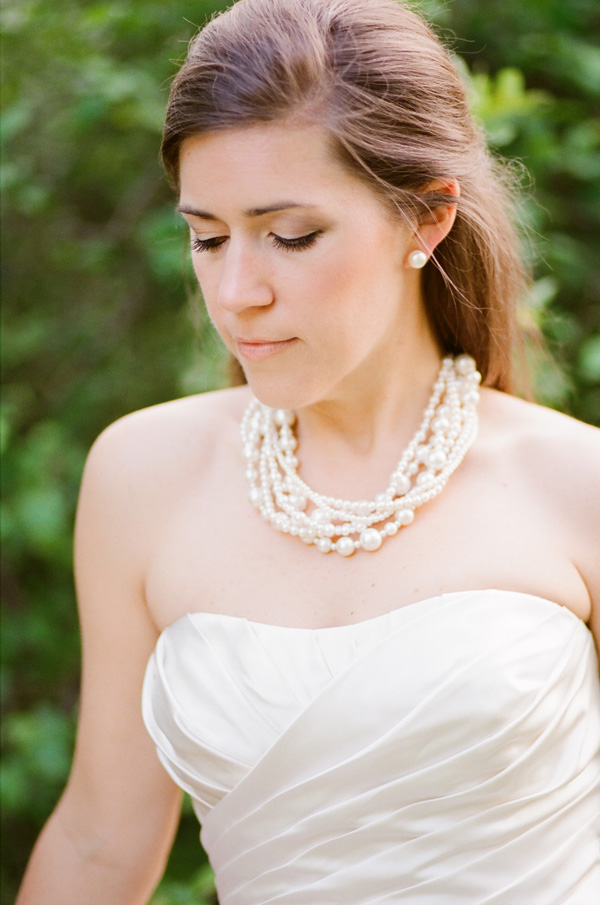 organic-garden-bridal-session