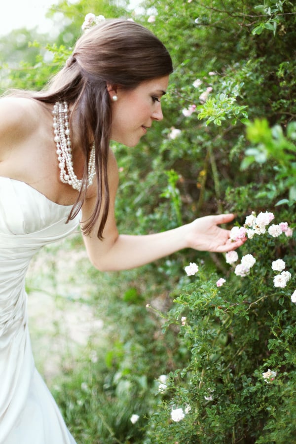 organic-garden-bridal-session