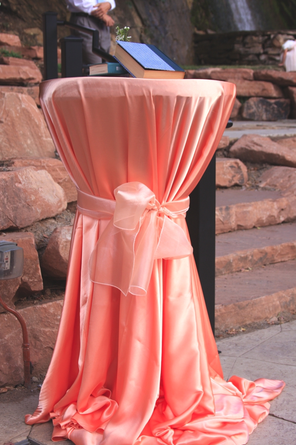 peach-utah-wedding