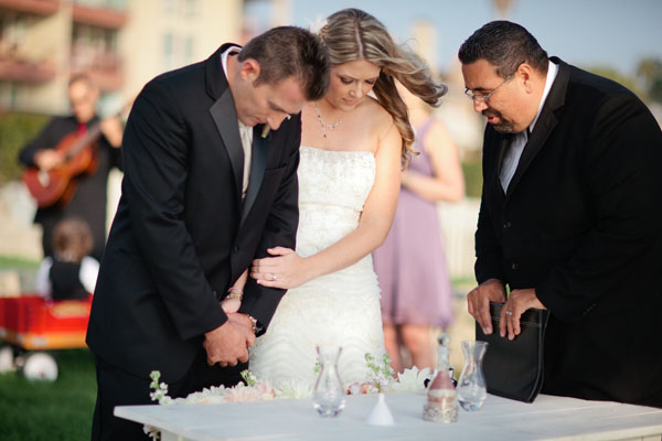 shabby-chic-beach-wedding-ideas-from