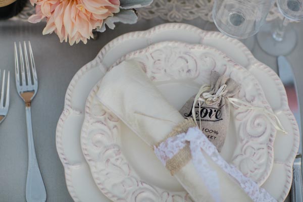 shabby-chic-beach-wedding-ideas-from