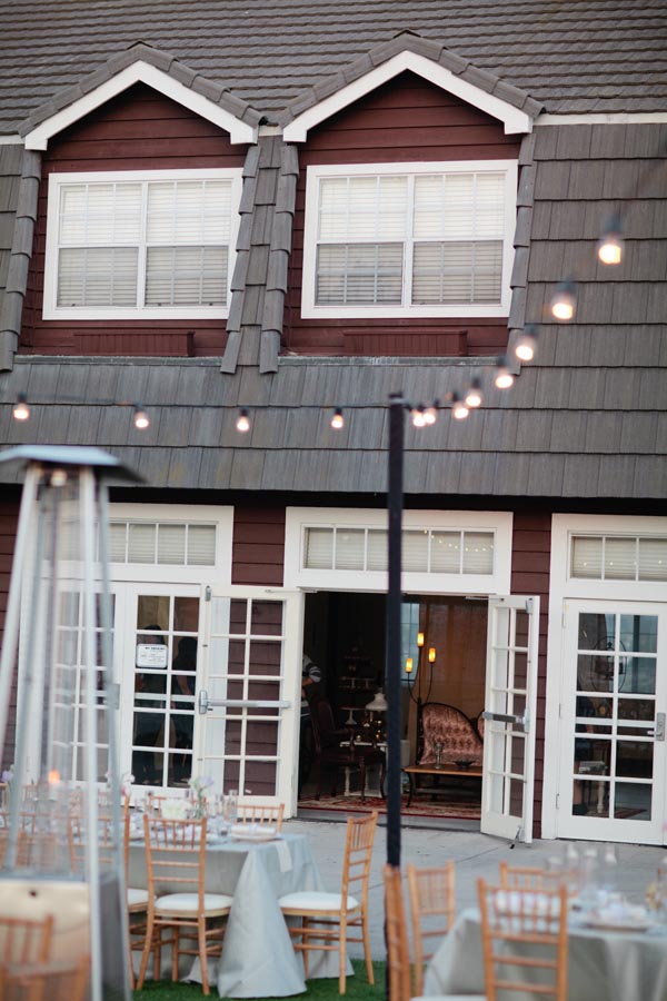 shabby-chic-beach-wedding-ideas-from