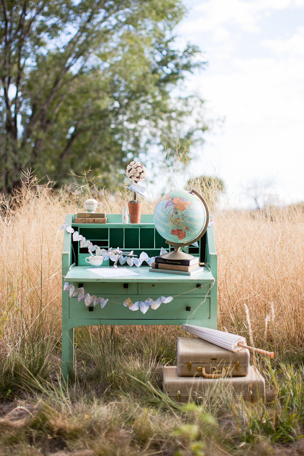 vintage-travel-wedding-ideas