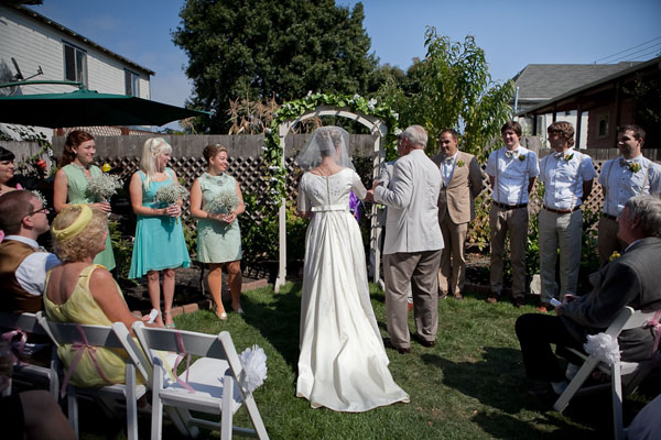 1960s-backyard-wedding