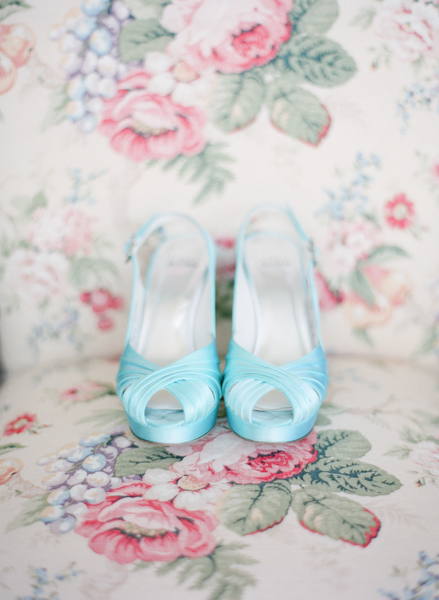 chocolate-brown-and-aqua-blue-wedding