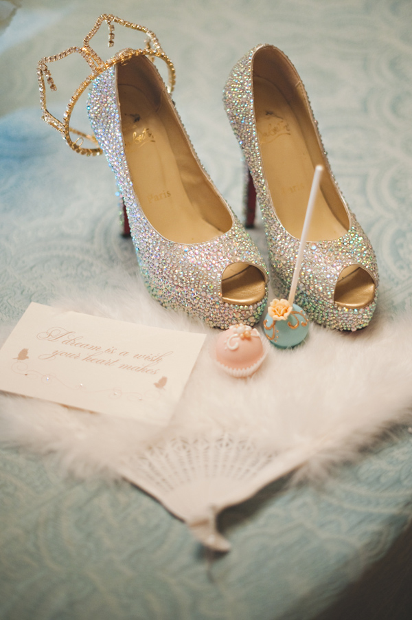 ideas-for-a-cinderella-themed-wedding