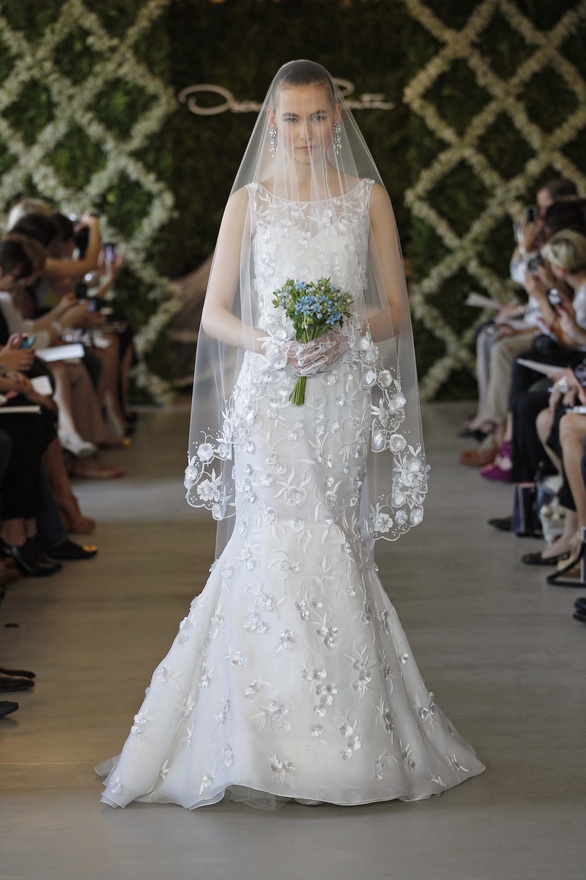 oscar-de-la-renta-bridal-2013-collection