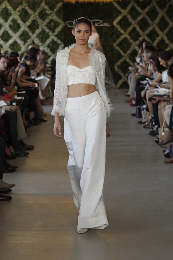 oscar-de-la-renta-bridal-2013-collection