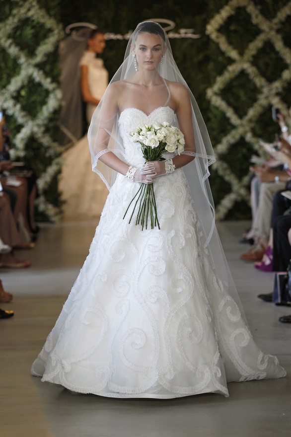 oscar-de-la-renta-bridal-2013-collection