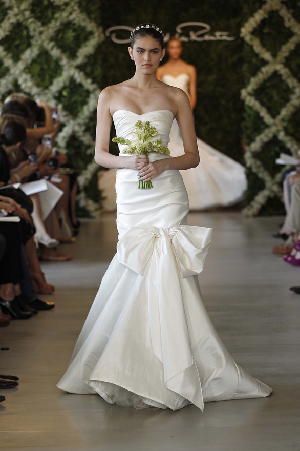 oscar-de-la-renta-bridal-2013-collection