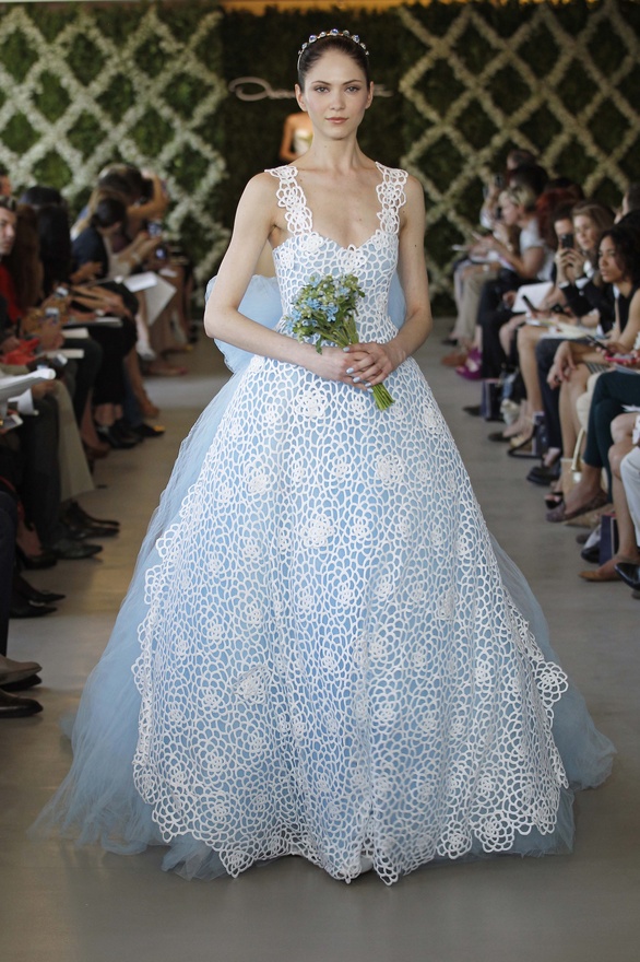 oscar-de-la-renta-bridal-2013-collection