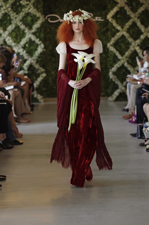 oscar-de-la-renta-bridal-2013-collection