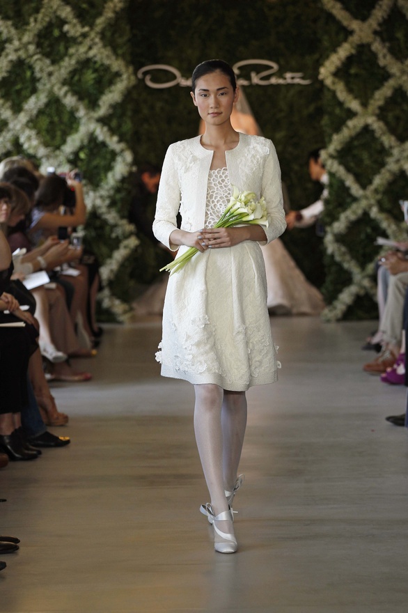 oscar-de-la-renta-bridal-2013-collection