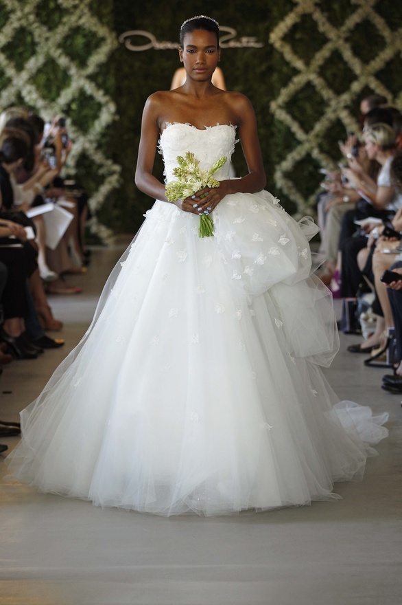 oscar-de-la-renta-bridal-2013-collection