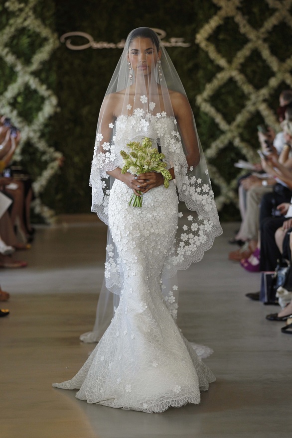 oscar-de-la-renta-bridal-2013-collection