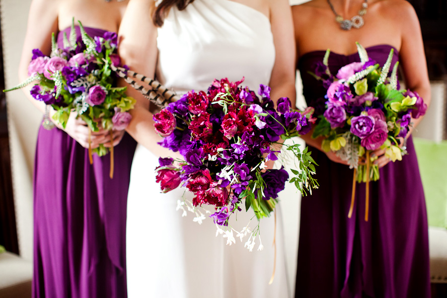 purple-and-gold-wedding-ideas