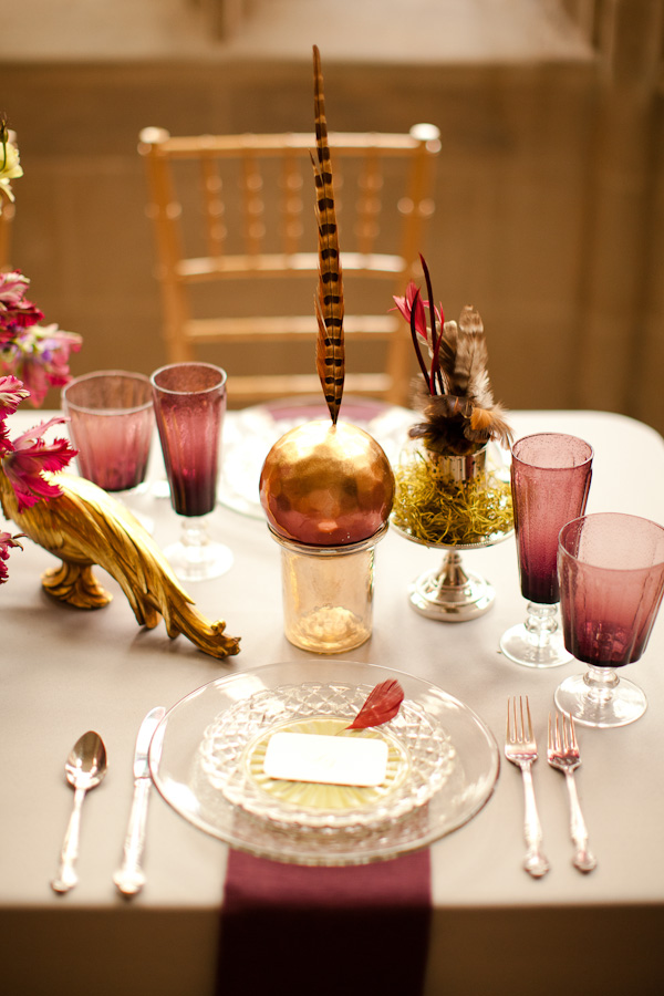 purple-and-gold-wedding-ideas