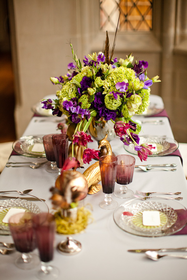 purple-and-gold-wedding-ideas