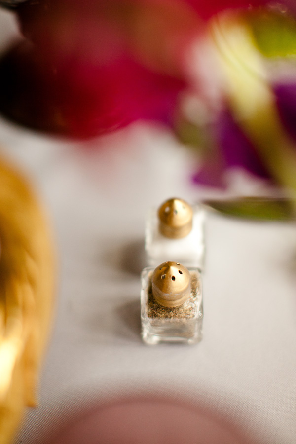 purple-and-gold-wedding-ideas
