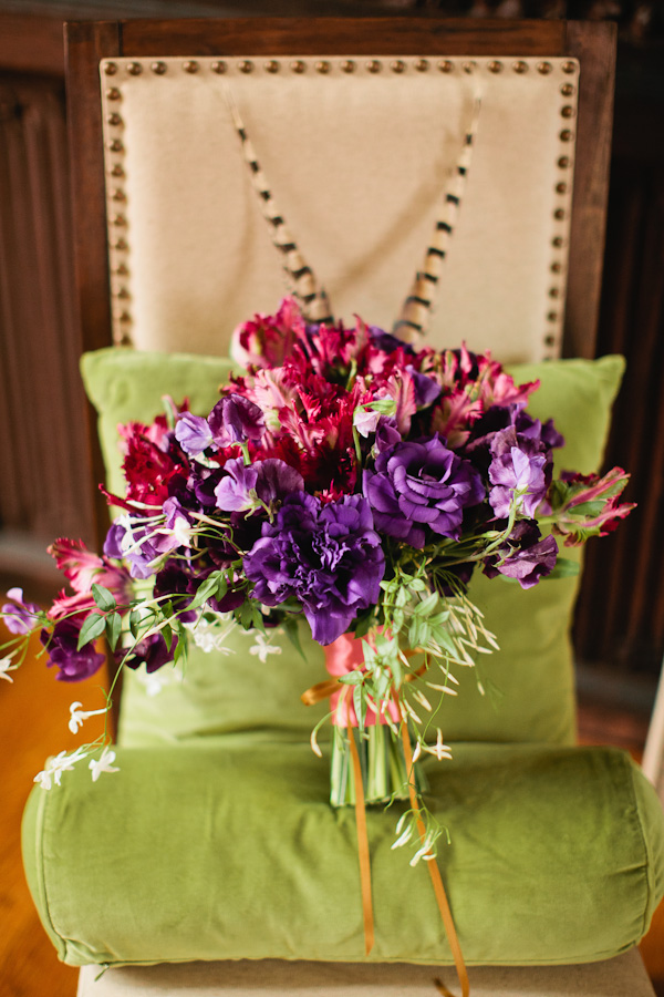 purple-and-gold-wedding-ideas