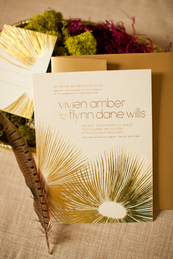 purple-and-gold-wedding-ideas