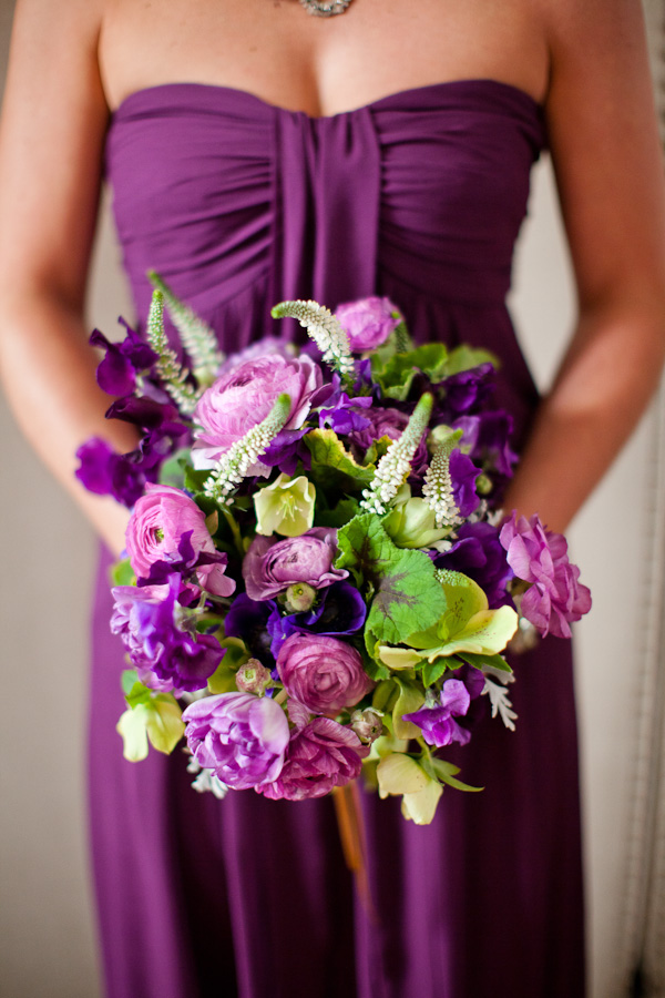 purple-and-gold-wedding-ideas
