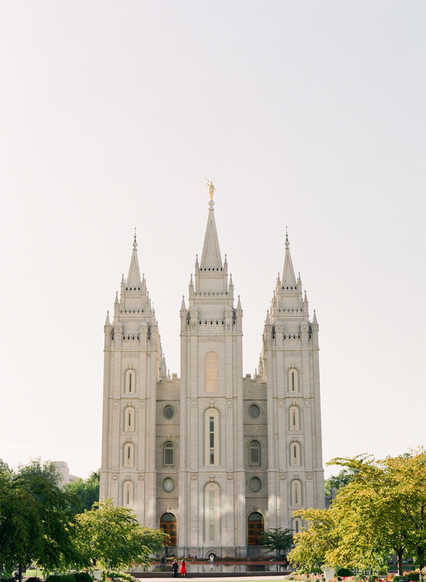 salt-lake-city-backyard-wedding
