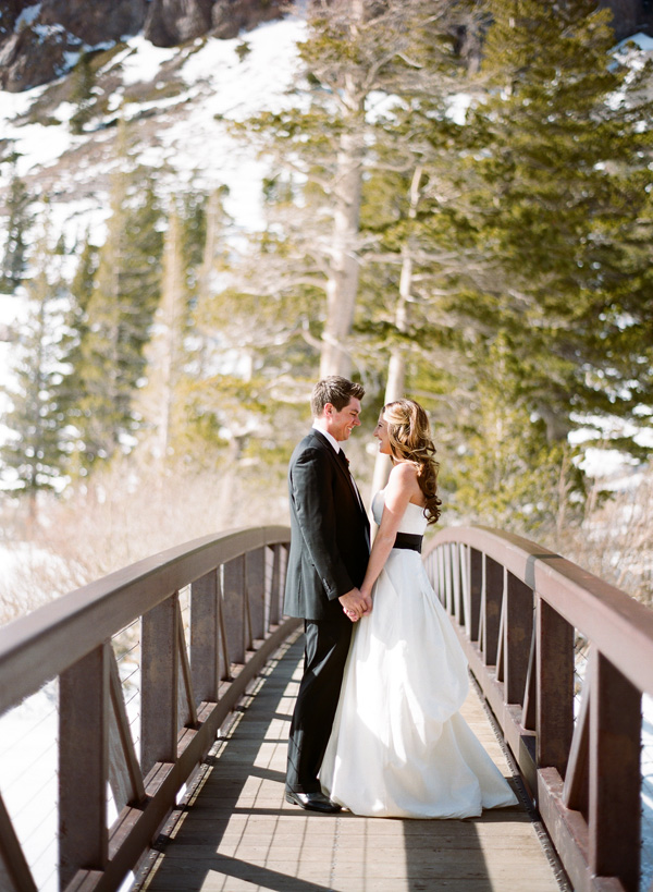 snowy-winter-wedding-ideas