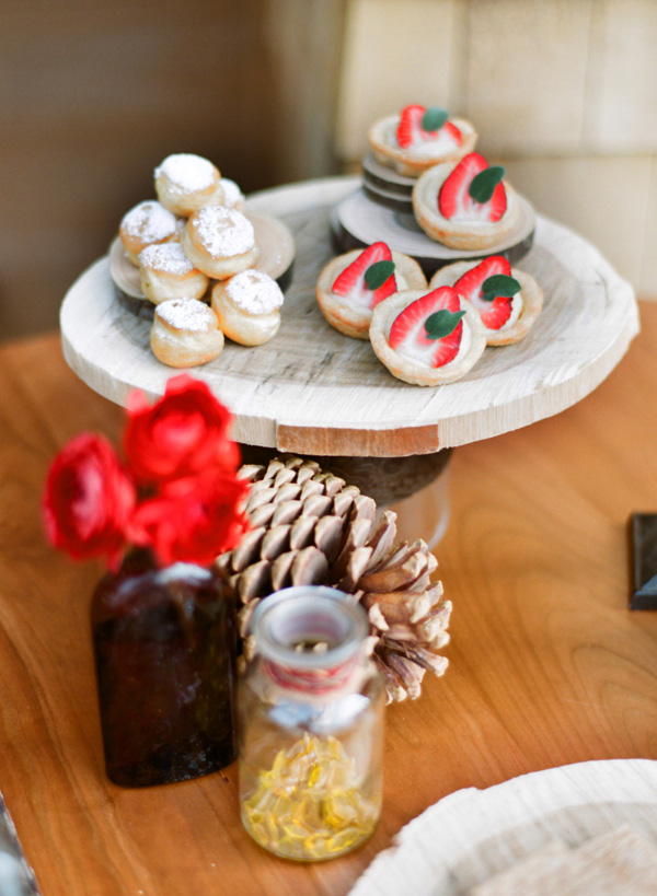 snowy-winter-wedding-ideas