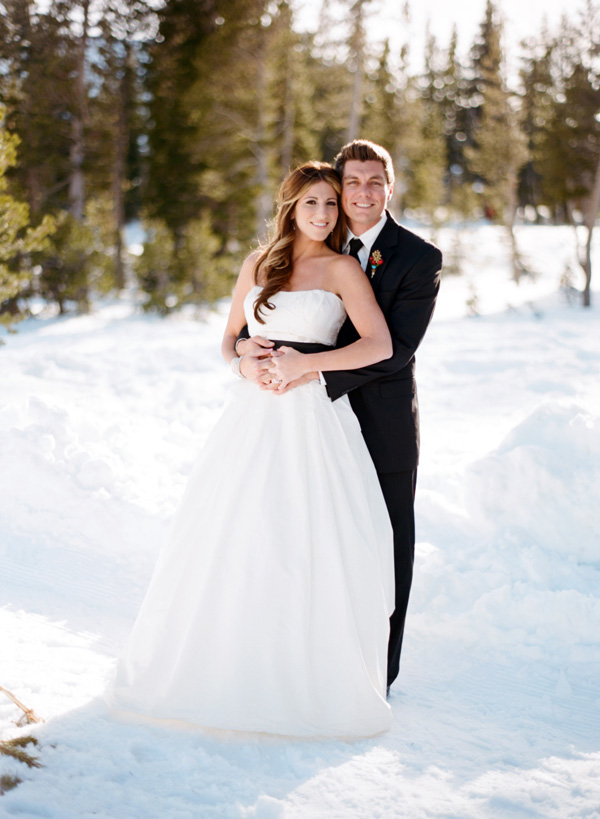 snowy-winter-wedding-ideas