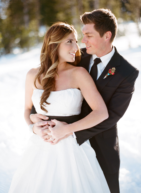 snowy-winter-wedding-ideas