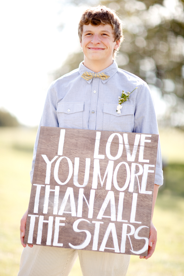 soft-vintage-engagement-session