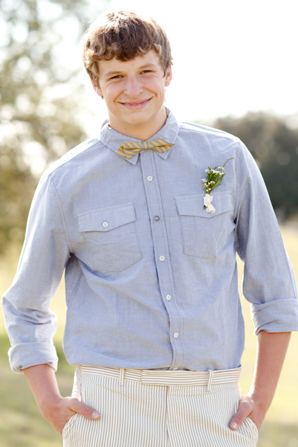 soft-vintage-engagement-session