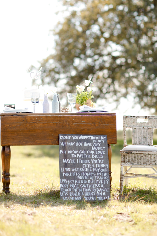 soft-vintage-engagement-session