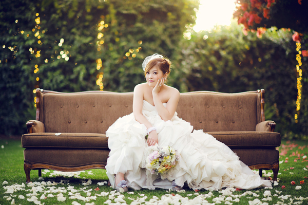 vintage-chic-spring-time-wedding