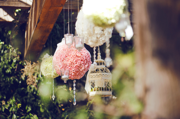 vintage-chic-spring-time-wedding