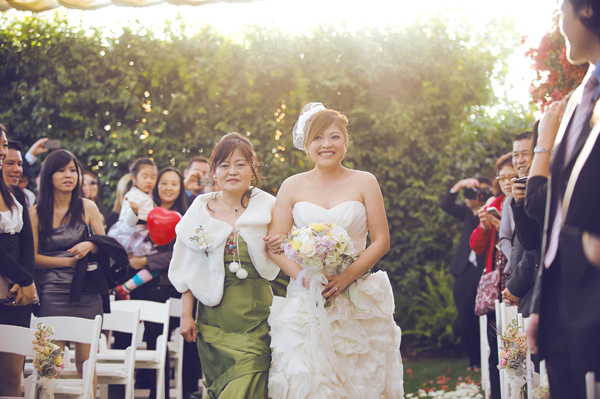 vintage-chic-spring-time-wedding